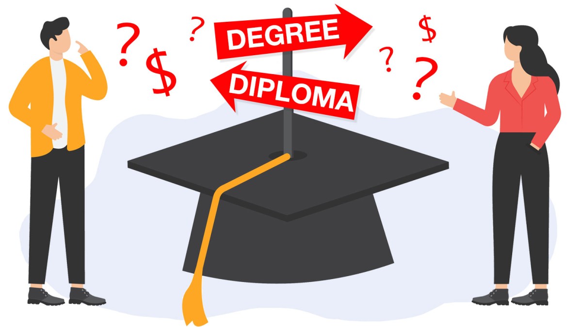 How to choose between degree and diploma courses?